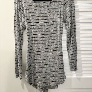 Apt. 9 Heathered Black and Gray Knit Top